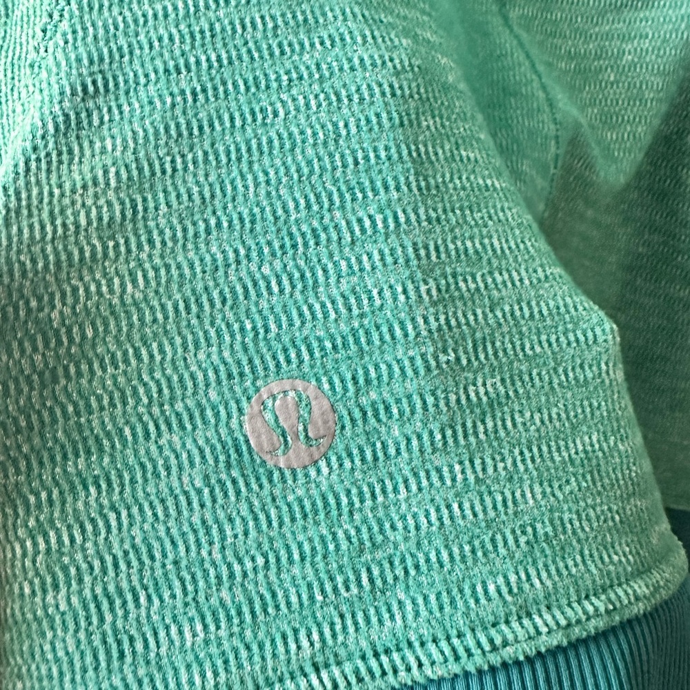 LULULEMON RUNDERFUL 1/2 zip jacket - Picture 5 of 10